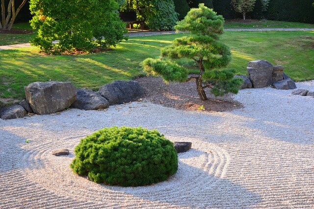 graviers pierres jardin japonais