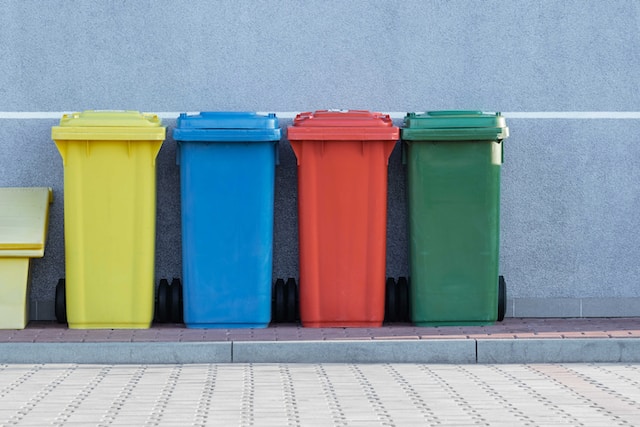 Quels déchets peut-on mettre dans la poubelle jaune ?